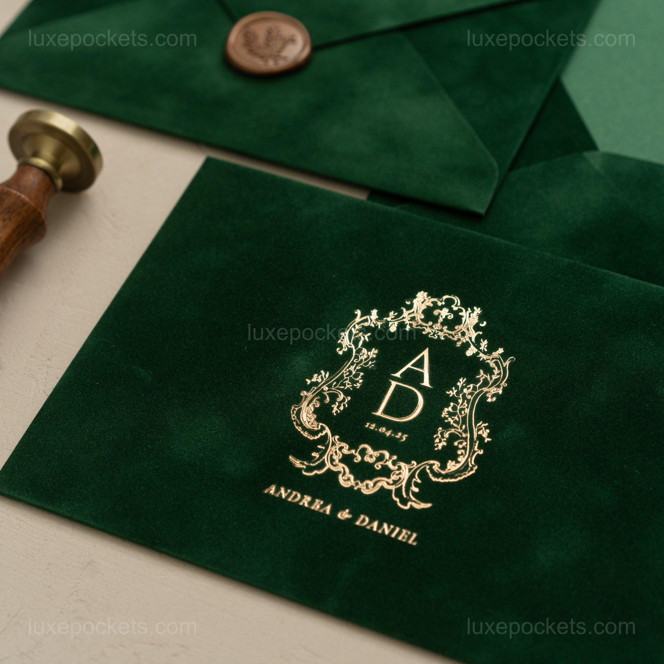 emerald-green-velvet-invitation-envelope 3.jpg