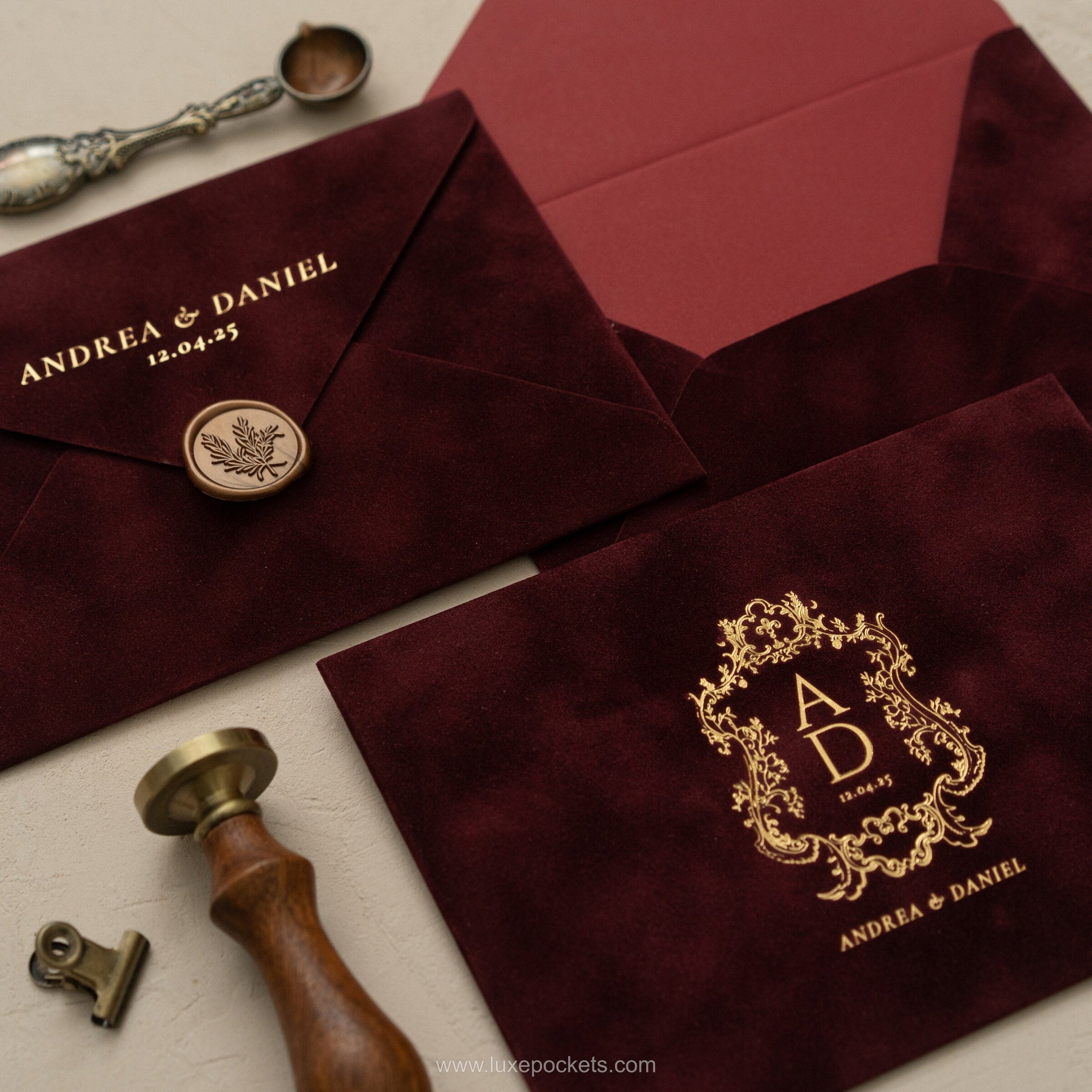burgundy-velvet-invitation-envelope 3.jpg