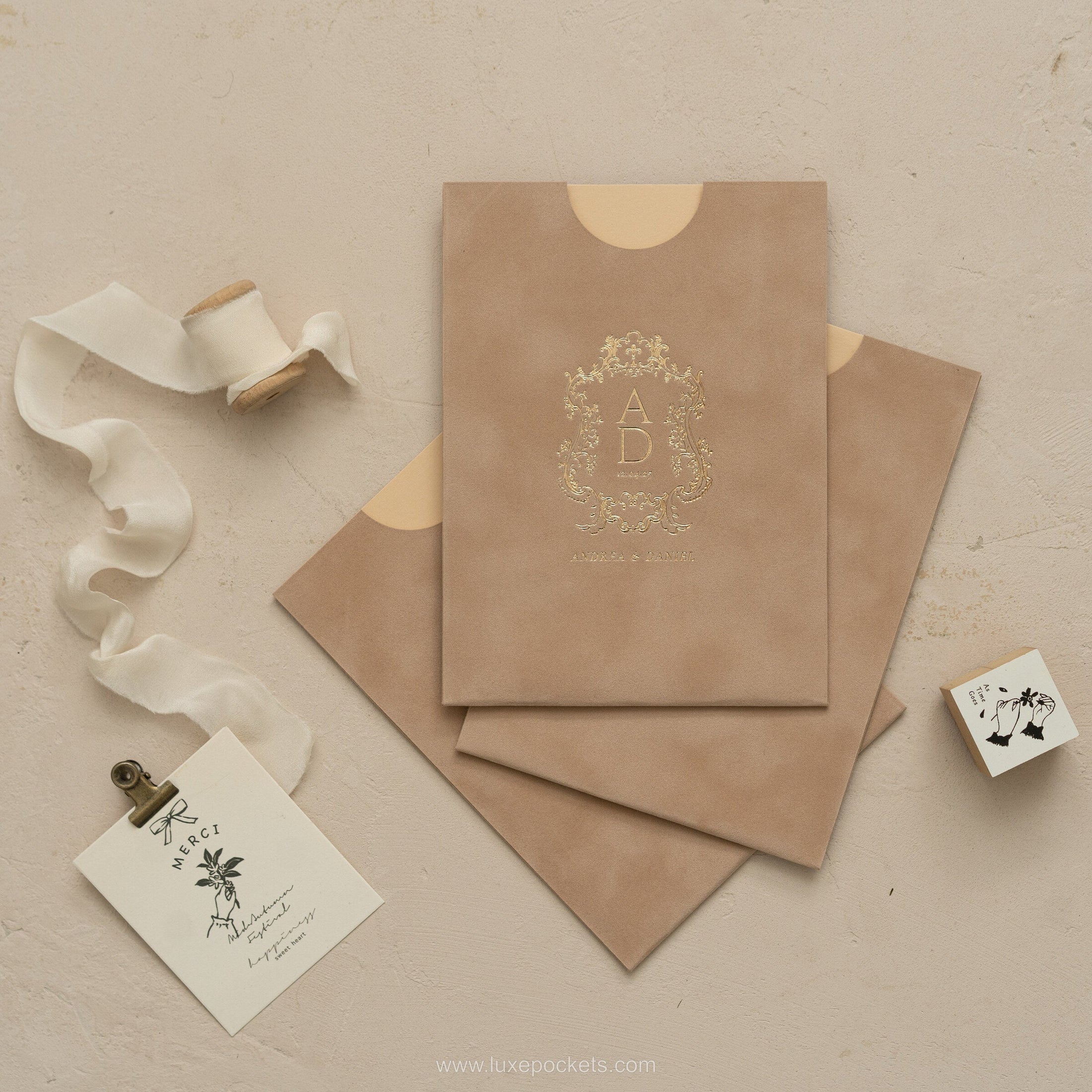 beige-velvet-sleeve-pocket 1.jpg